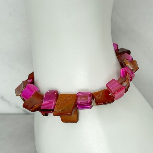Pink and Orange Seashell Shell Beaded Stretch Bracelet - Picture 8 of 9